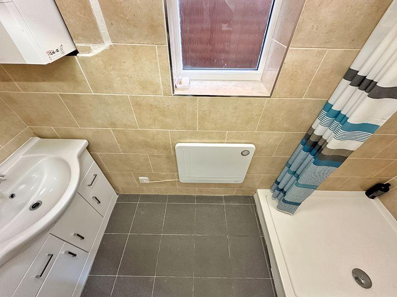 Ground floor shower