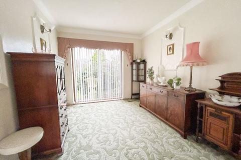 90 Bankside Crescent, Sutton Coldfield, B74 2JA