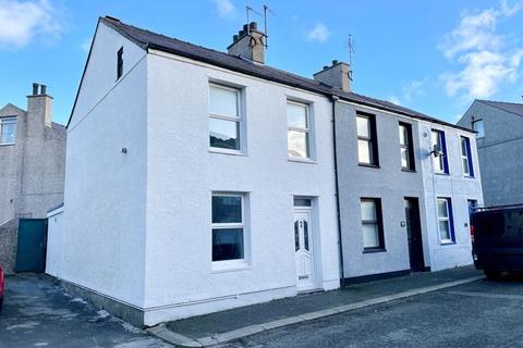 3 bedroom terraced house for sale - George Street, Holyhead