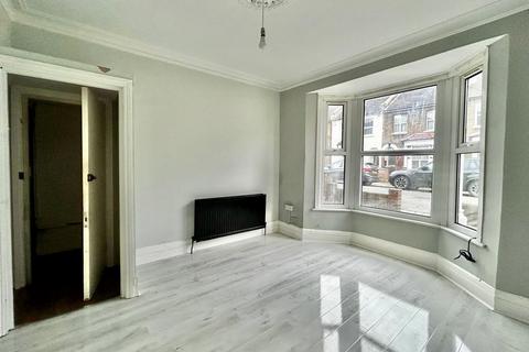 2 bedroom apartment to rent - Bruce Castle Road, London N17