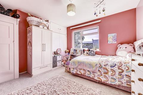 20 Antrim Road, Shoeburyness, Southend-on-sea, SS3 9LH