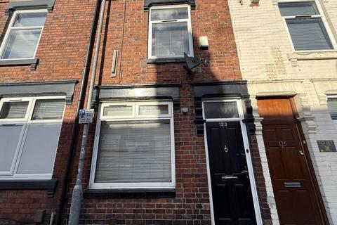 4 bedroom terraced house for sale, Ashford Street, Stoke-On-Trent