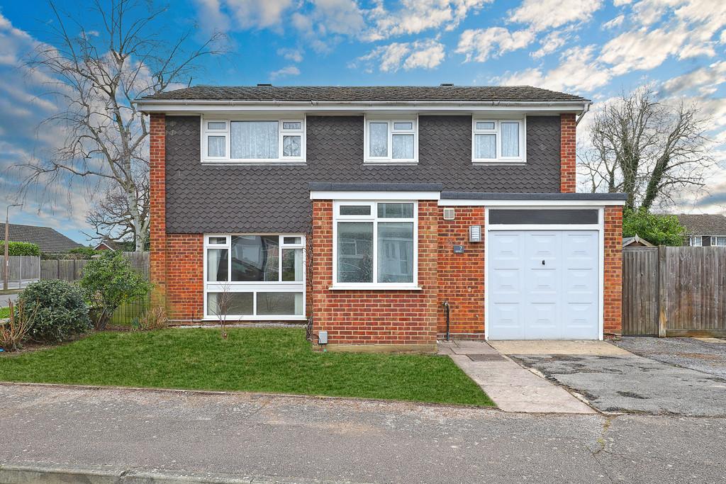 Egg Hall, Epping 4 bed detached house for sale £700,000
