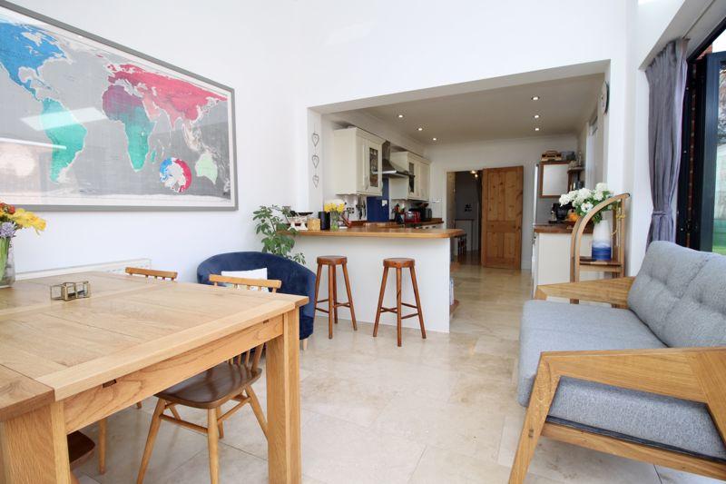 Kitchen/Living