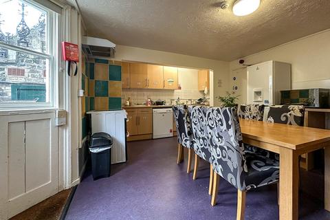 1 bedroom in a house share to rent, Bateman Street, Lower Ground CB2