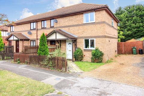 3 bedroom semi-detached house to rent, Stafford Grove, Shenley Church End, MK5 6AX