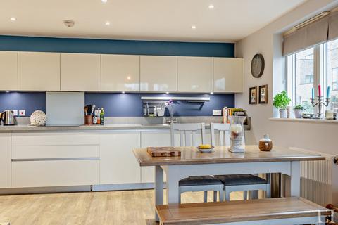 1 Overhill Close, Trumpington, Cambridge, CB2 9FE