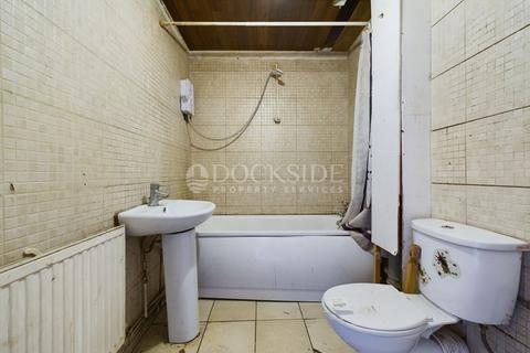 2 bedroom terraced house for sale - Mayfair, Rochester