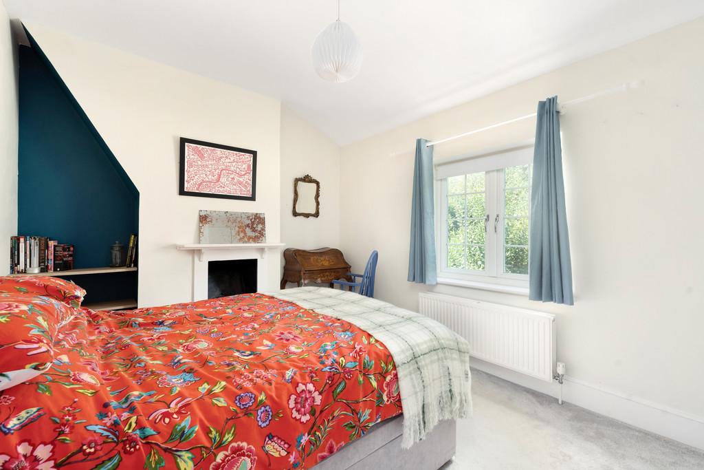 Double bedroom 1