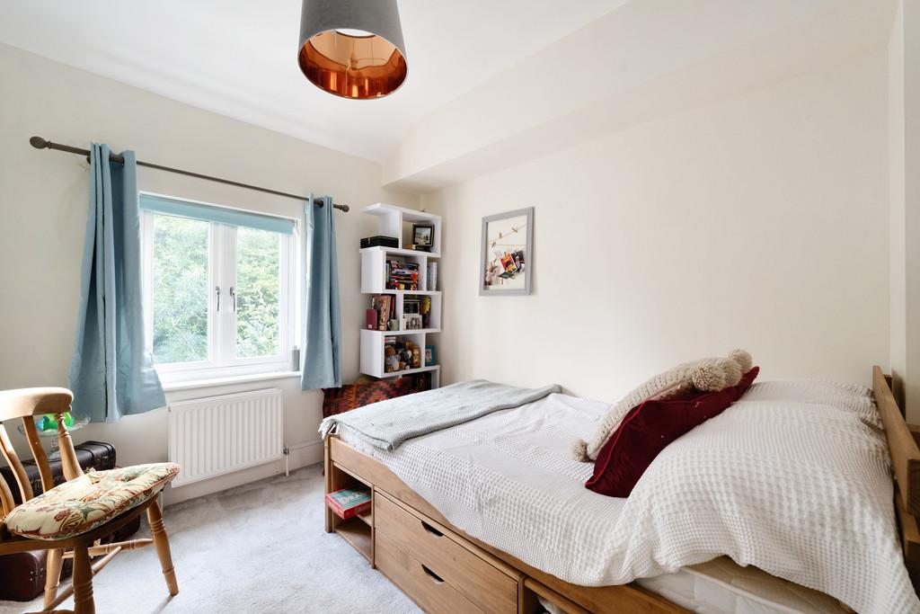 Double bedroom 2