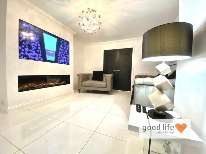 Sutherland Drive, Sunderland SR4 4 bed detached house for sale £275,000