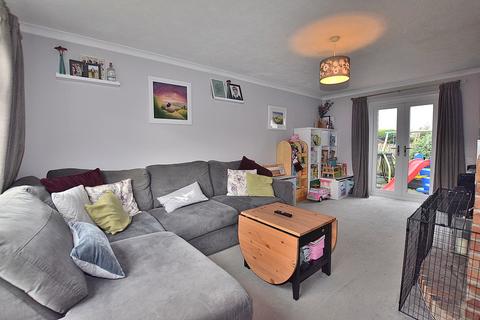3 bedroom semi-detached house for sale - St. James Close, Melsonby