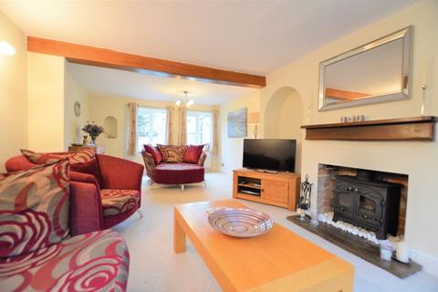 3 bedroom character property for sale, Toll Bar, Stamford PE9
