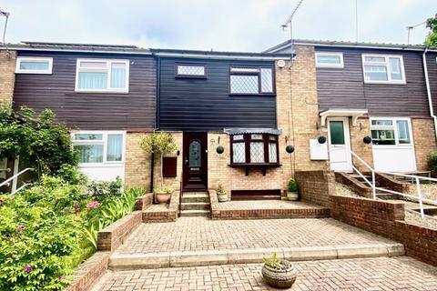71 Mackenzie Way, Gravesend, DA12 5UH