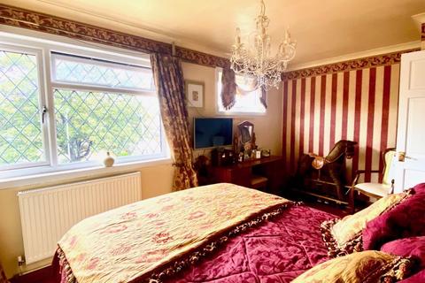71 Mackenzie Way, Gravesend, DA12 5UH