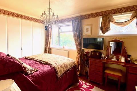 71 Mackenzie Way, Gravesend, DA12 5UH