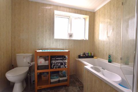 21 Great Close, South Witham, Grantham, NG33 5QH