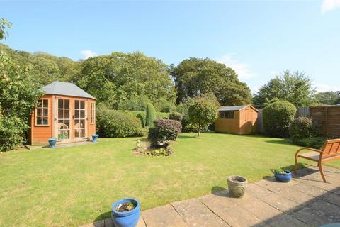 4 Hillview Road, South Witham, Grantham, NG33 5QW