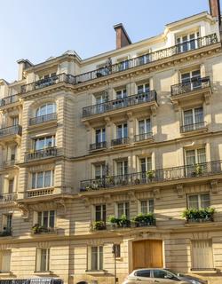 4 bedroom duplex, Rue Vaneau 75007 Paris France