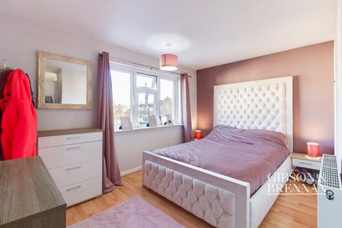 38 Landermere, Basildon, SS14 2DN