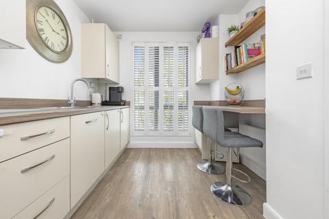 45 Cane Hill Drive, Coulsdon, CR5 3FR
