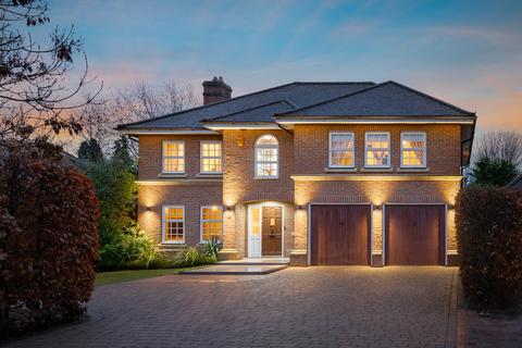 7 Figgswood, Coulsdon, CR5 1RY
