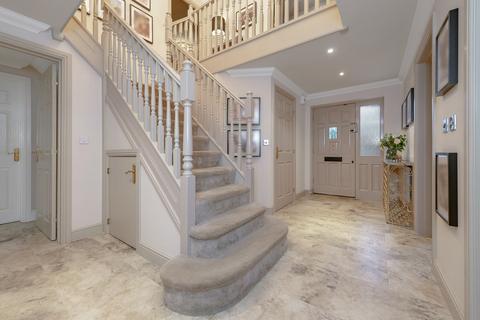 7 Figgswood, Coulsdon, CR5 1RY