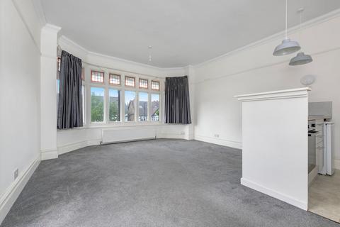 90 Mayfield Road, South Croydon, CR2 0BF