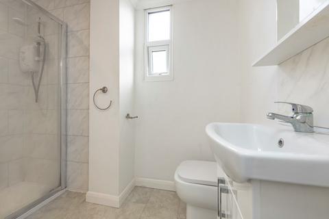 90 Mayfield Road, South Croydon, CR2 0BF