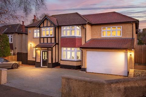 17 Purley Bury Avenue, Purley, CR8 1JE