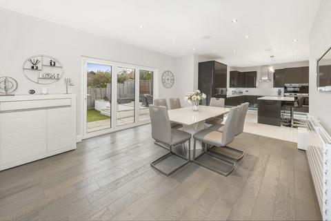 17 Purley Bury Avenue, Purley, CR8 1JE