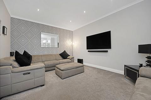 17 Purley Bury Avenue, Purley, CR8 1JE
