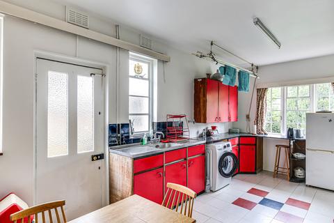 45 Purley Bury Avenue, Purley, CR8 1JF