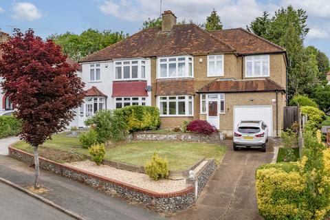 6 Winifred Road, Coulsdon, CR5 3JA