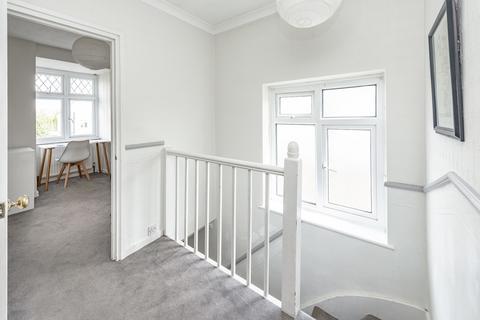 37 Thornton Crescent, Coulsdon, CR5 1LG