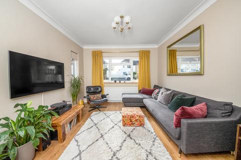 436 Chipstead Valley Road, Coulsdon, CR5 3BJ
