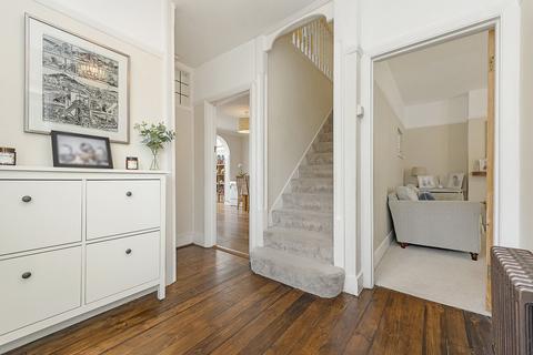 60 Nutfield Road, Coulsdon, CR5 3JN