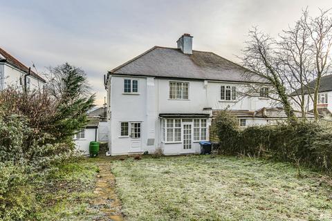 68 Bramley Avenue, Coulsdon, CR5 2DQ