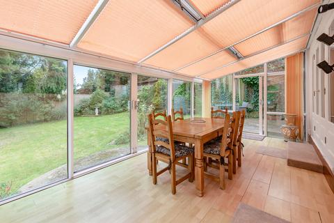 72 Keston Avenue, Coulsdon, CR5 1HN