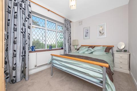 72 Keston Avenue, Coulsdon, CR5 1HN