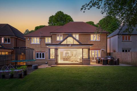 5 bedroom detached house for sale, Kenley CR8