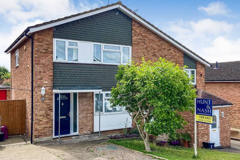 3 bedroom semi-detached house for sale, LOUDWATER