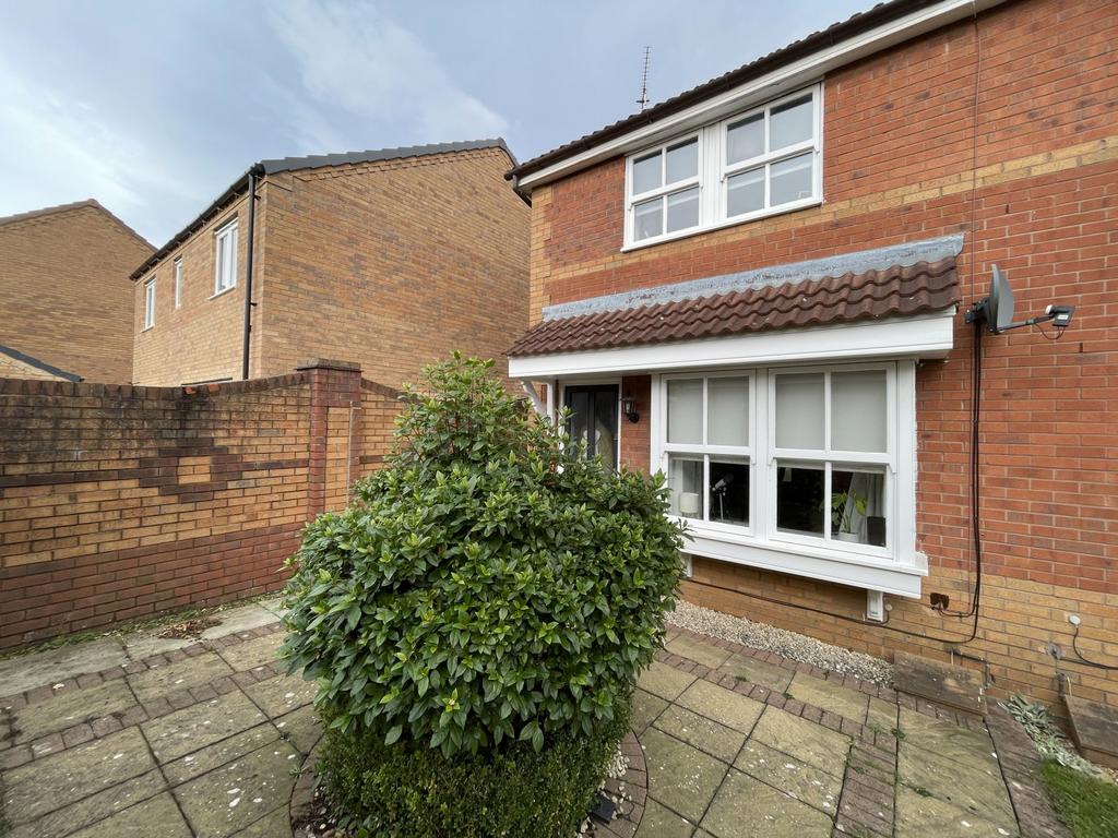 St Walk, Harrogate, North... 2 bed semidetached house £995