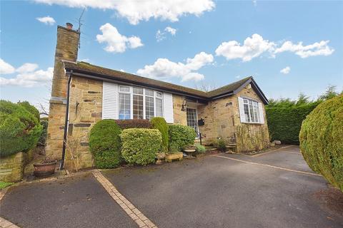 2 bedroom bungalow for sale, Fairway Close, Guiseley, Leeds, West Yorkshire