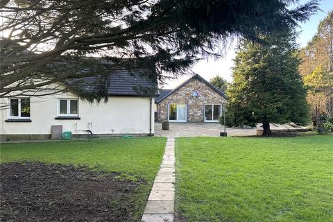 4 bedroom detached house to rent, Thomas Chapel, Begelly, Kilgetty, Pembrokeshire, SA68
