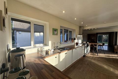 4 bedroom detached house to rent, Thomas Chapel, Begelly, Kilgetty, Pembrokeshire, SA68