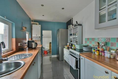 2 bedroom terraced house for sale, Windsor Road, Bexhill-on-Sea, TN39