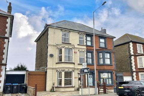 6 bedroom semi-detached house for sale, Canterbury Road, Margate