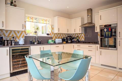 5 bedroom detached house for sale, Bramble Close, Barleythorpe LE15