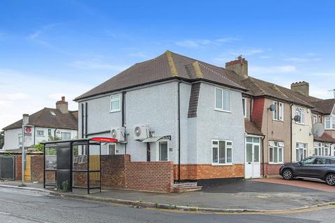 1 bedroom flat to rent, Walton Way, Mitcham CR4
